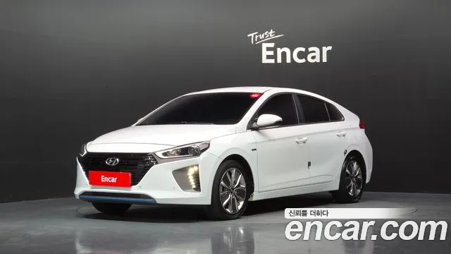 Hyundai Ioniq 2016 — photo 1