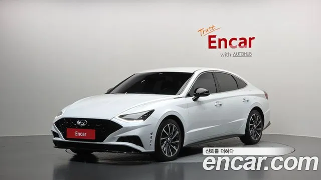 Hyundai Sonata 2022 — photo 1