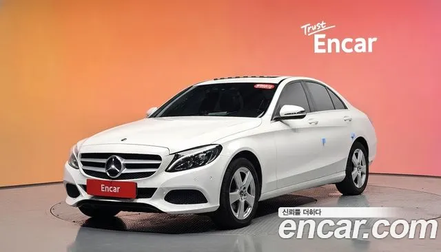 Mercedes-Benz C-Class 2018 — photo 1