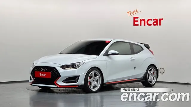 Hyundai Veloster 2020 — photo 1