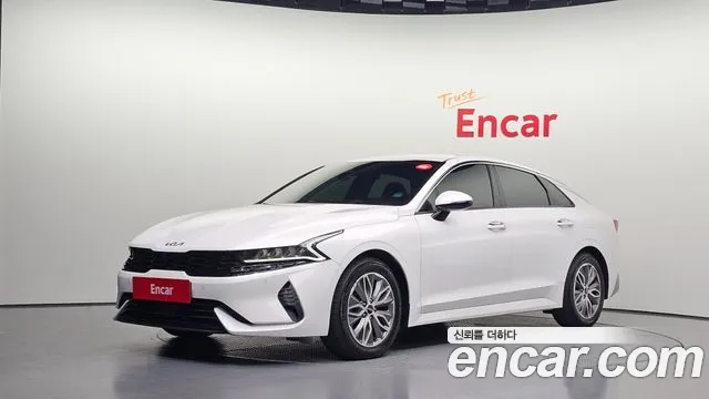 Kia K5 2023 — photo 1