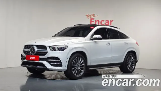 Mercedes-Benz GLE-Class 2023 — photo 1