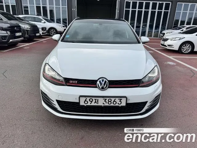 Volkswagen Golf 2014 — photo 1