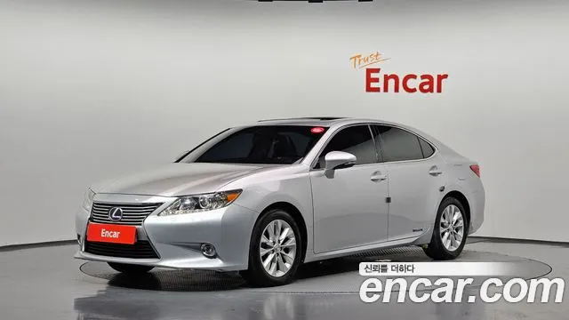 Lexus ES 2014 — photo 1