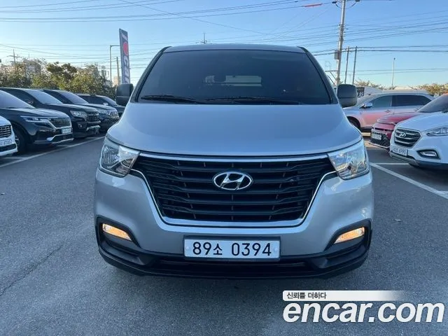 Hyundai Starex 2020 — photo 1