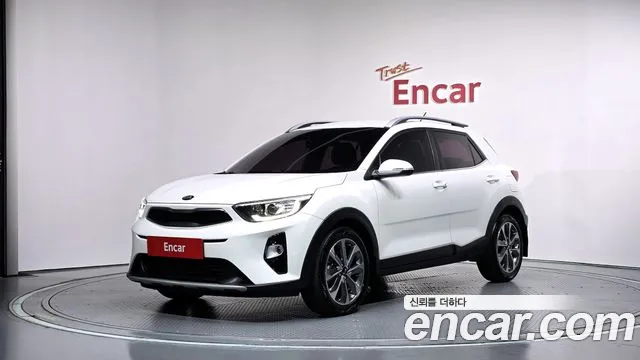 Kia Stonic 2018 — photo 1