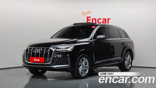 Audi Q7 2021 — photo 1
