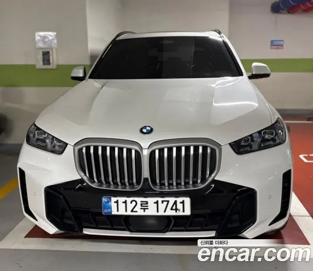 BMW X5 2025 — photo 1