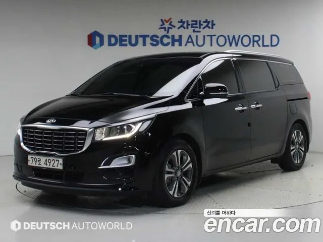 Kia Canival 2019 — photo 1