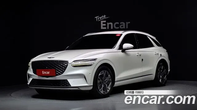 Genesis GV70 2022 — photo 1