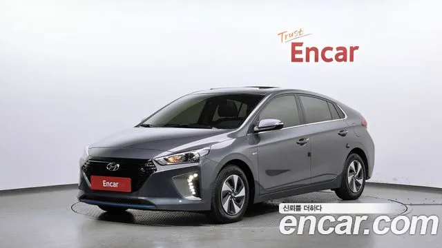 Hyundai Ioniq 2018 — photo 1