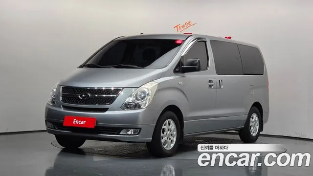 Hyundai Starex 2015 — photo 1