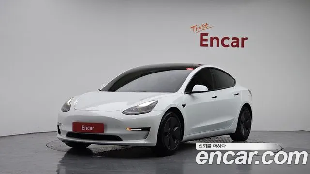 Tesla Model 3 2022 — photo 1