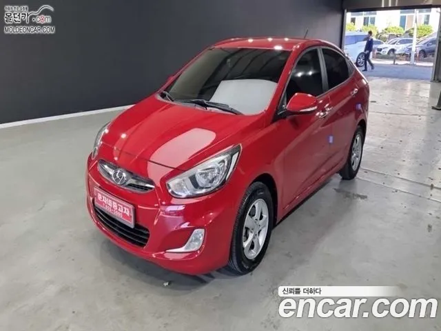 Hyundai Accent 2015 — photo 1
