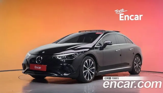 Mercedes-Benz EQE 2022 — photo 1