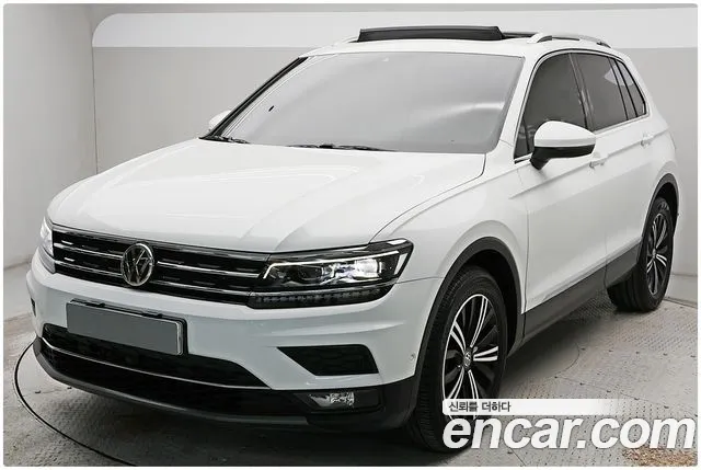Volkswagen Tiguan 2018 — photo 1