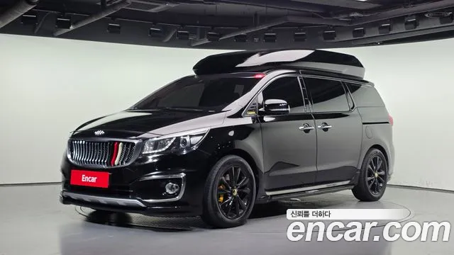 Kia Canival 2016 — photo 1