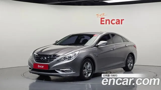 Hyundai Sonata 2013 — photo 1