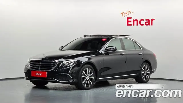 Mercedes-Benz E-Class 2019 — photo 1