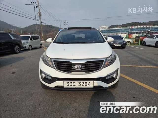 Kia Sportage 2011 — photo 1