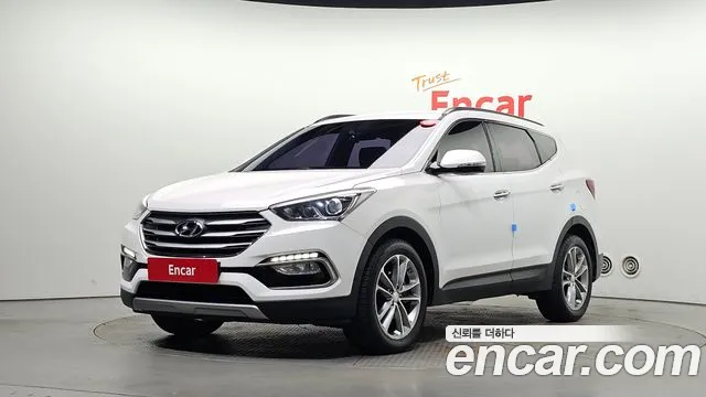 Hyundai Santafe 2016 — photo 1