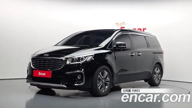 Kia Canival 2019 — photo 1