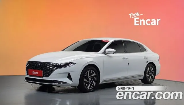 Hyundai Grandeur 2022 — photo 1
