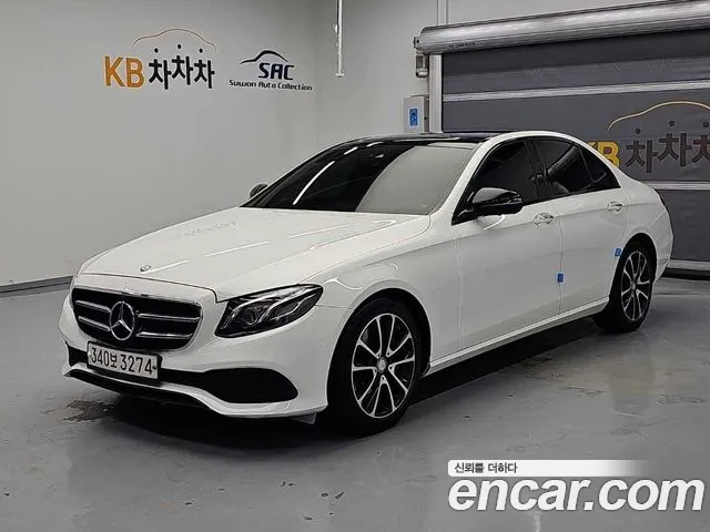 Mercedes-Benz E-Class 2017 — photo 1
