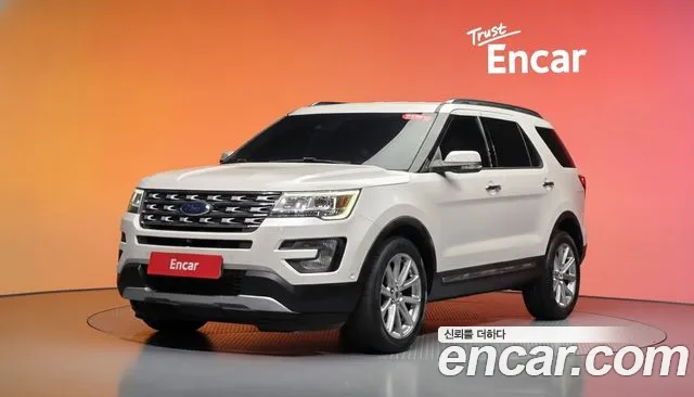 Ford Explorer 2017 — photo 1
