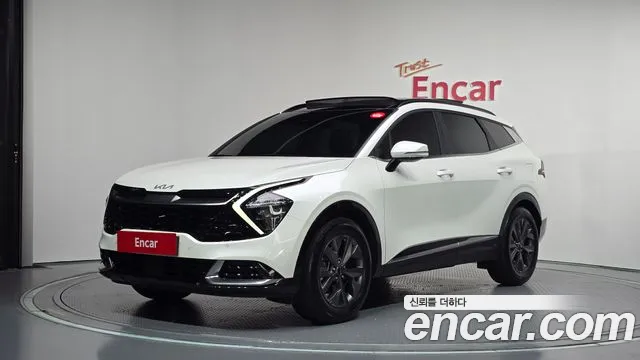 Kia Sportage 2022 — photo 1