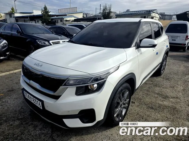 Kia Seltos 2023 — photo 1