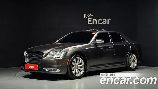 Chrysler 300C 2017 — photo 1