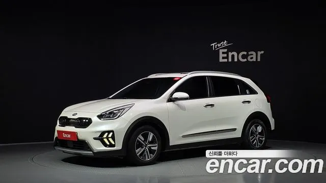 Kia Niro 2020 — photo 1
