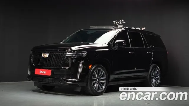 Cadillac Escalade 2023 — photo 1