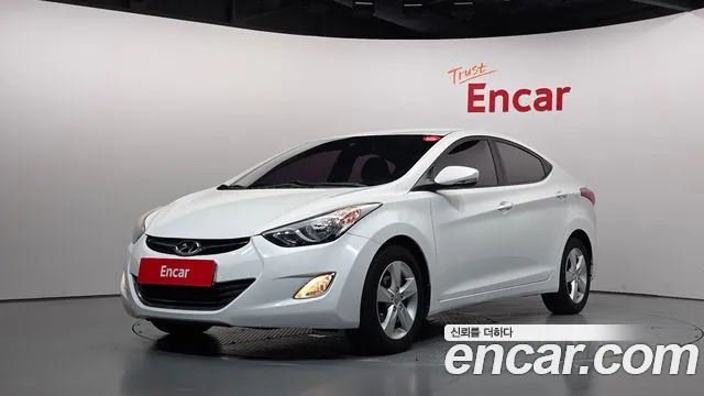 Hyundai AVANTE 2011 — photo 1