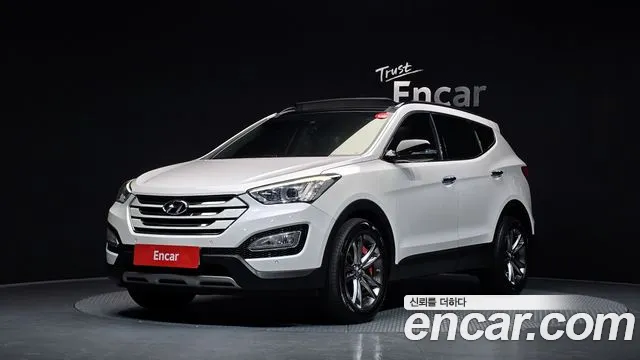 Hyundai Santafe 2015 — photo 1