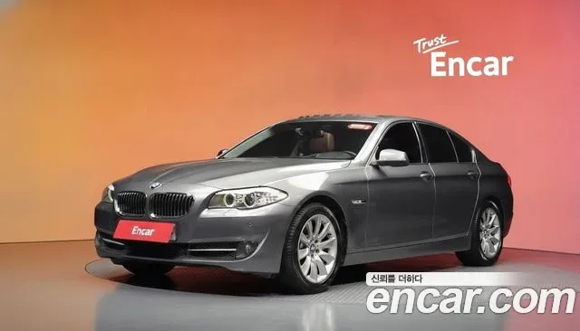 BMW 5-Series 2013 — photo 1