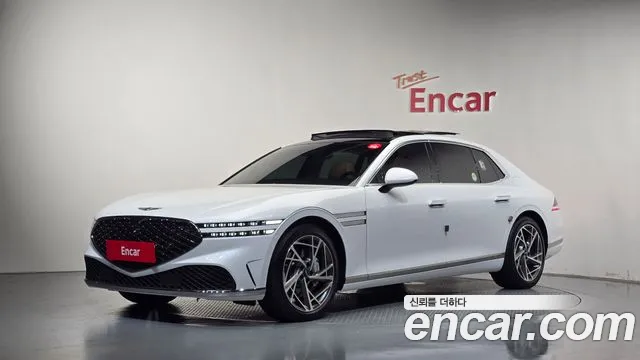 Genesis G90 2023 — photo 1