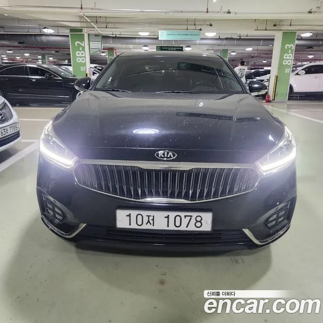 Kia K7 2017 — photo 1
