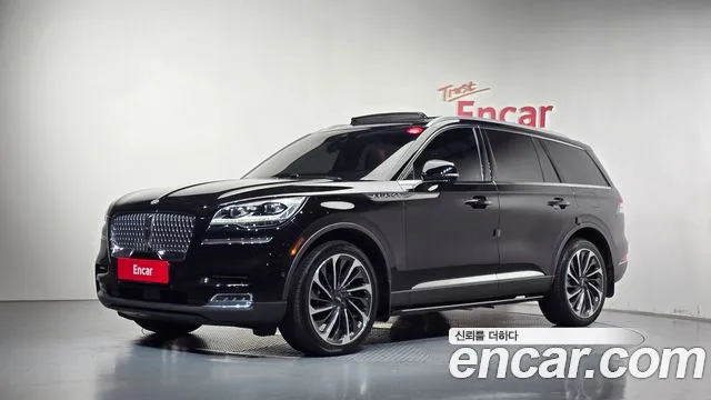 Lincoln Aviator 2022 — photo 1