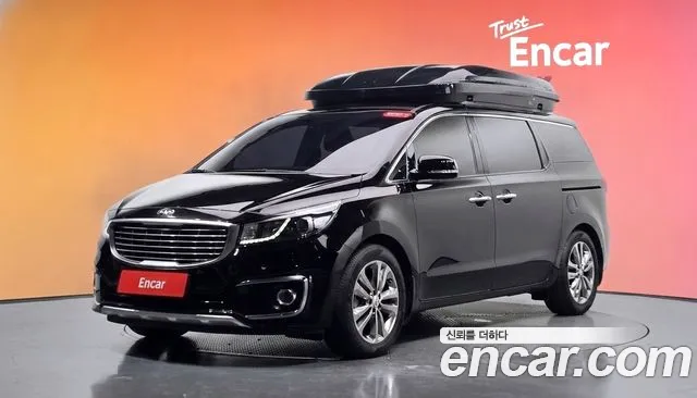 Kia Canival 2017 — photo 1