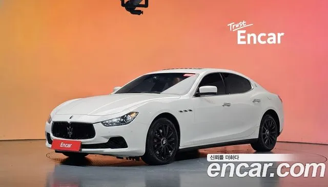 Maserati Ghibli 2015 — photo 1