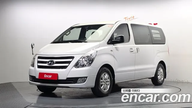 Hyundai Starex 2016 — photo 1