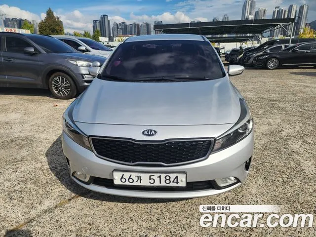 Kia K3 2017 — photo 1