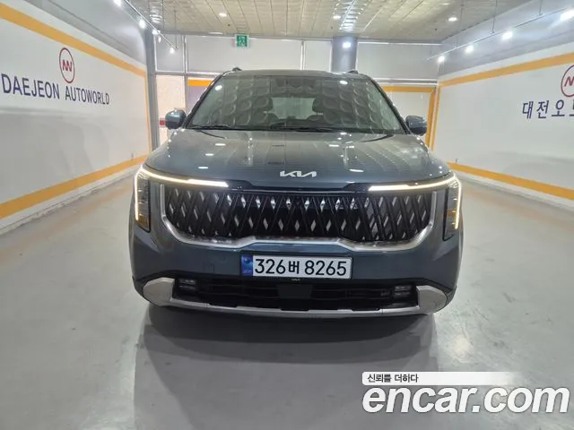Kia Canival 2024 — photo 1