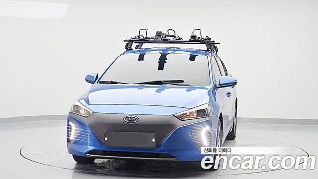 Hyundai Ioniq 2018 — photo 1