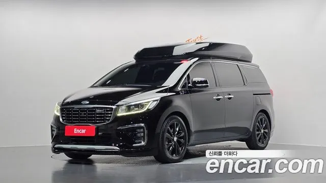Kia Canival 2019 — photo 1