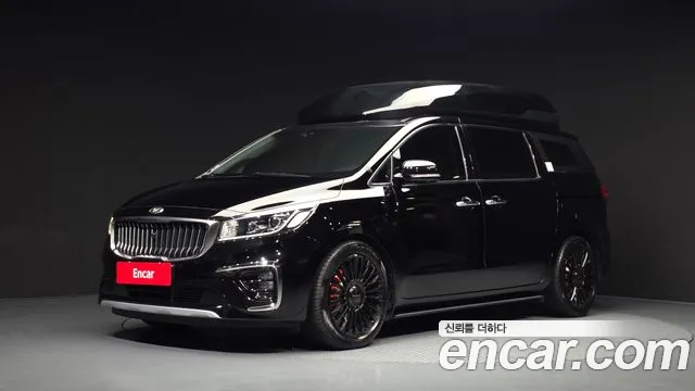 Kia Canival 2019 — photo 1