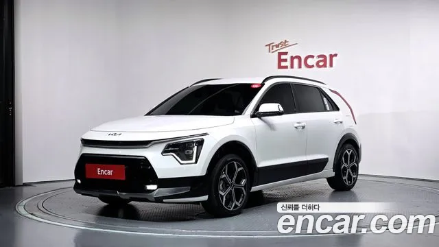 Kia Niro 2024 — photo 1