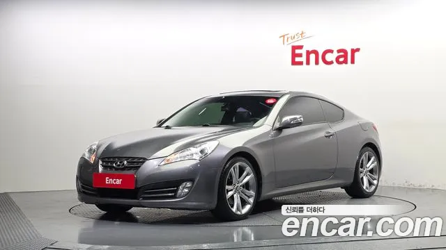 Hyundai Genesis 2010 — photo 1